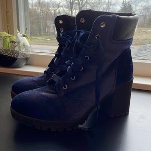 SM New York Velvet Boots